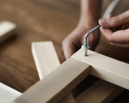 O składaniu i montażu mebli Lublin